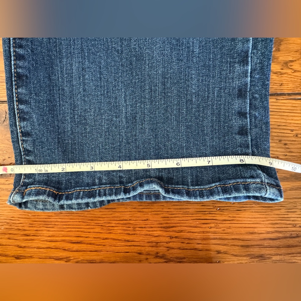 Levi's Women's Dark Wash Bootcut Jeans, plus size 20W - Picture 8 of 10
